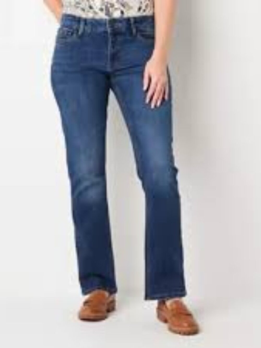 NWT Liz Claiborne Sara Slim Fit Mid-Rise Jean